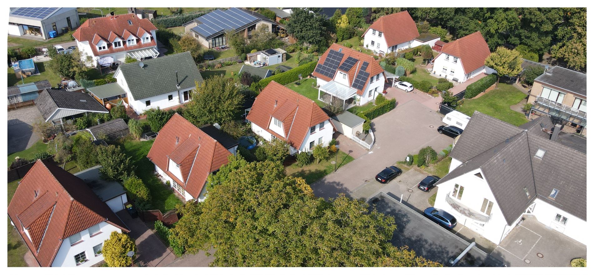8 Einfamilienhäuser in Stuhr - Bild 1